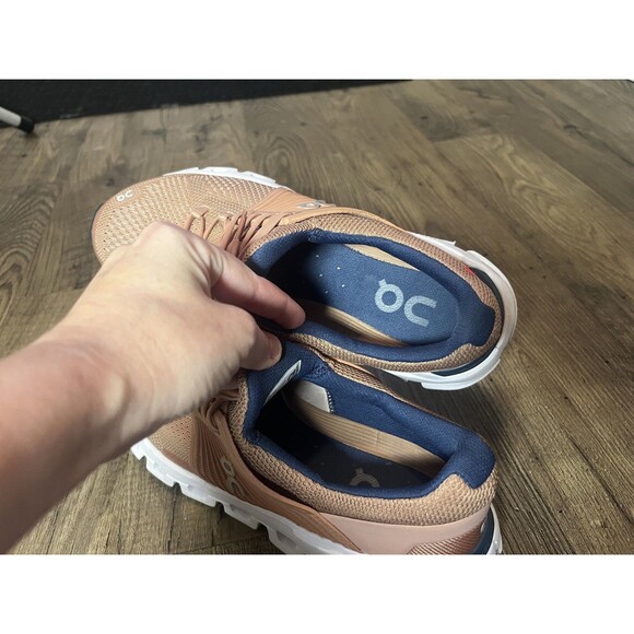 WOMEN ON  CLOUDTEC SWISS ENGINEERING HELION SZ8(M) RUNNING SHOES PRE OWNED.L10 - Picture 2 of 11